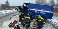В Кольчугине «ВАЗ» и почтовый «УАЗ» не поделили дорогу - Progorod33.Ru