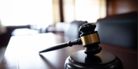 Суд приговорил мужчину к семи годам колонии строгого режима за избиение матери - PRO Город Владимир