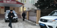 В Гусь-Хрустальном пьяный мужчина обокрал цветочный павильон - Телеканал Вариант