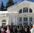 Жители Гусь-Хрустального встречают пассажиров ретро-поезда - PRO Город Владимир