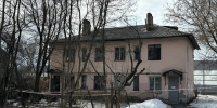 Во Владимире на улице Лакина частично обрушилась стена аварийного дома - 6tv.Ru