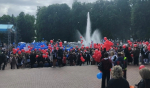 В Центральном парке более 1500 владимирских старшеклассников услышали «Последний звонок»